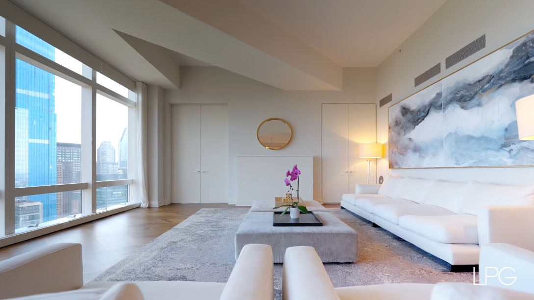 26 Interior Design Photos vs. 25 Columbus Cir #75CE, New York, NY Luxury Penthouse Tour