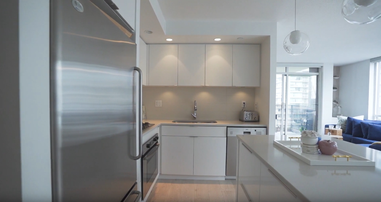 20 Photos vs. 1105-1550 Homer St, Vancouver vs. Condo Interior Design Tour