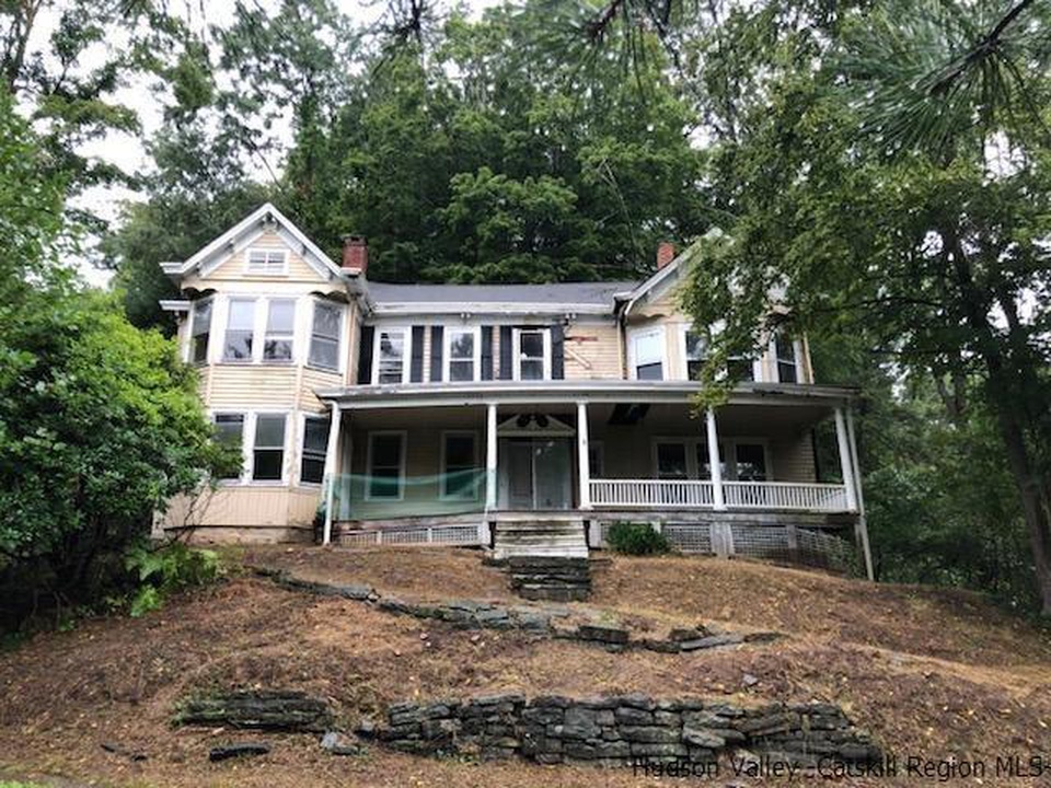 Sweet House Dreams Foreclosure 1880 Victorian in Rosendale, New York