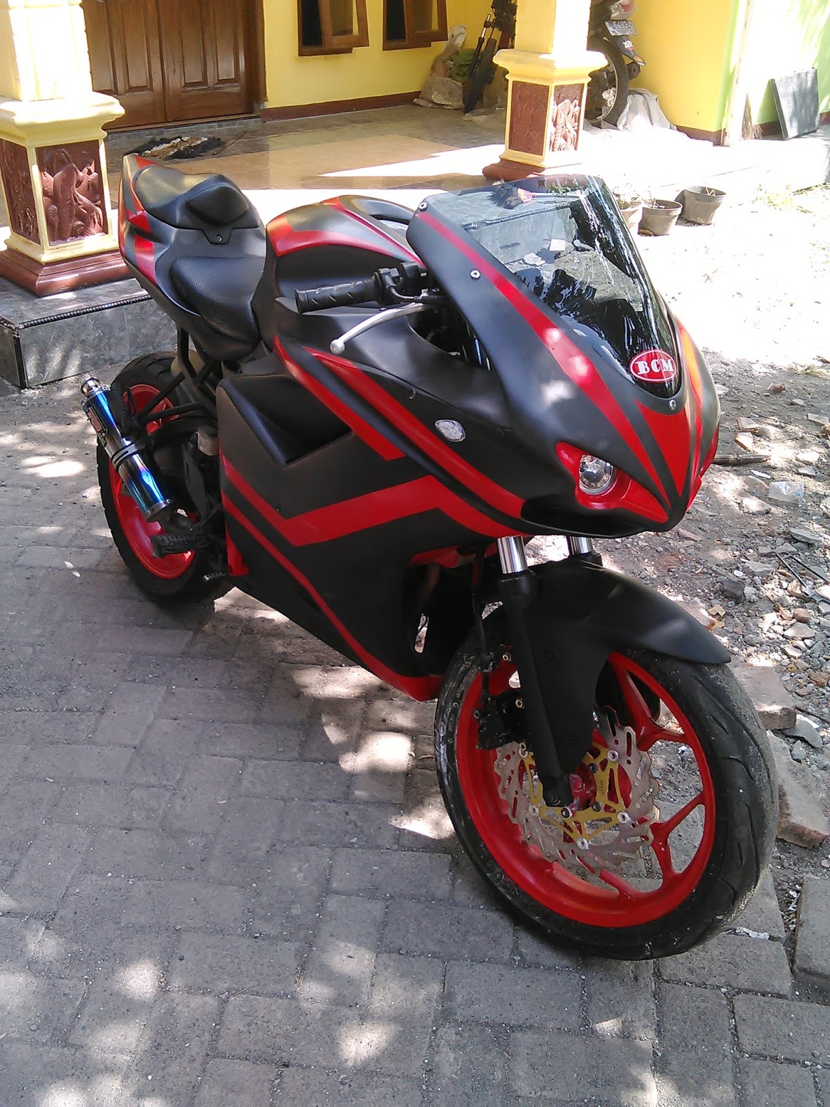 modifikasi cbr 150 thailand6 terbaru modifikasi cbr 150 thailand6 terbaru