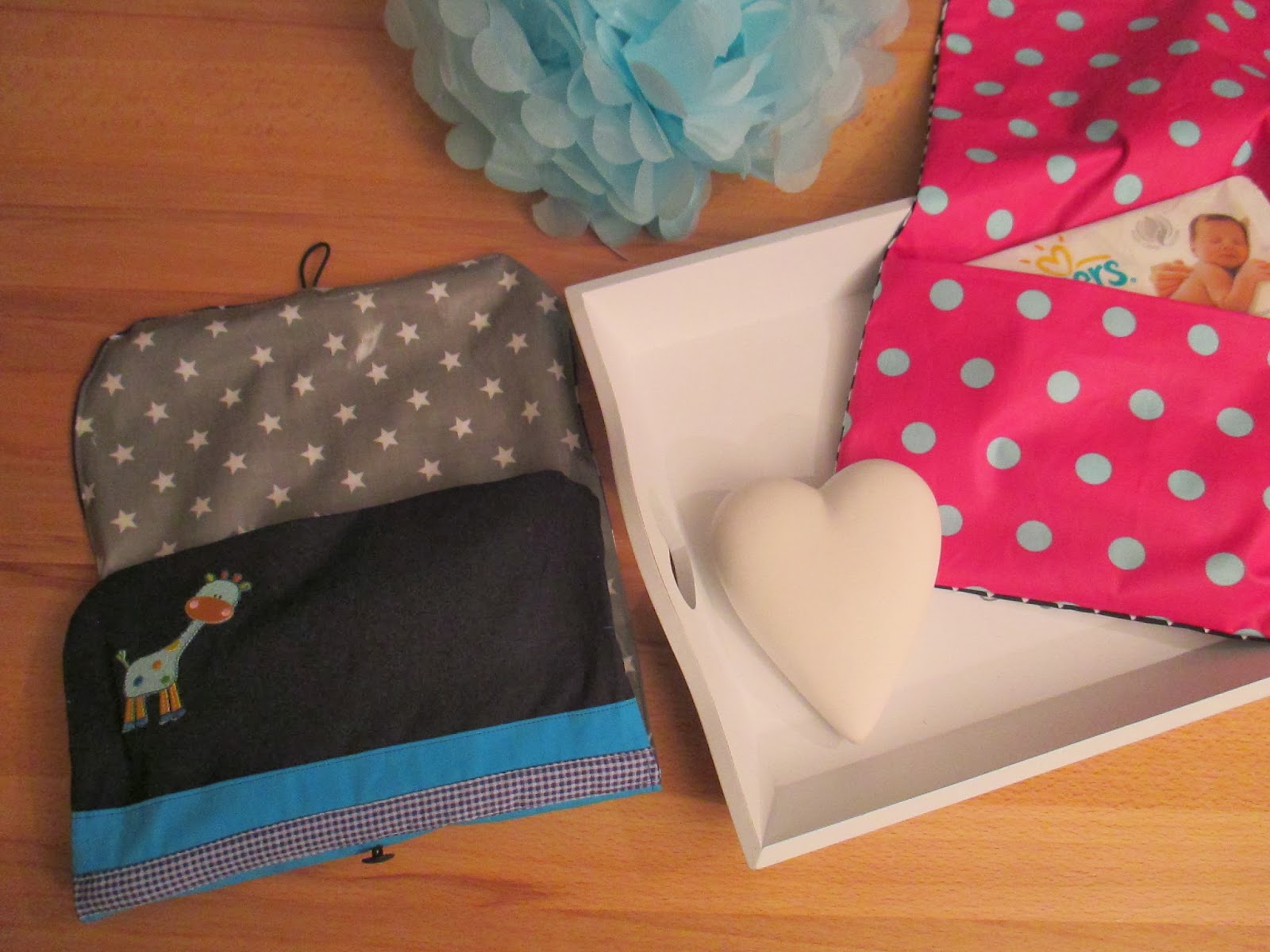 Mama Wickelclutch mit Nieten aus Kalbsleder schwarz