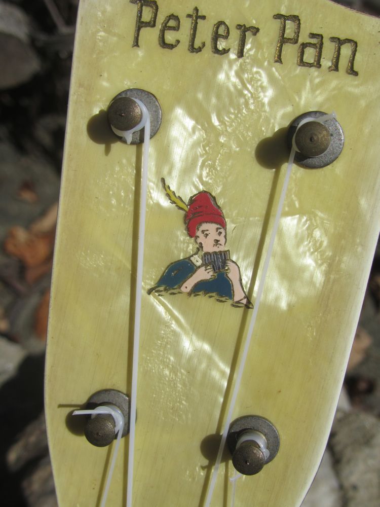 c.1930 Harmonymade PMICo "Peter Pan" Ukulele