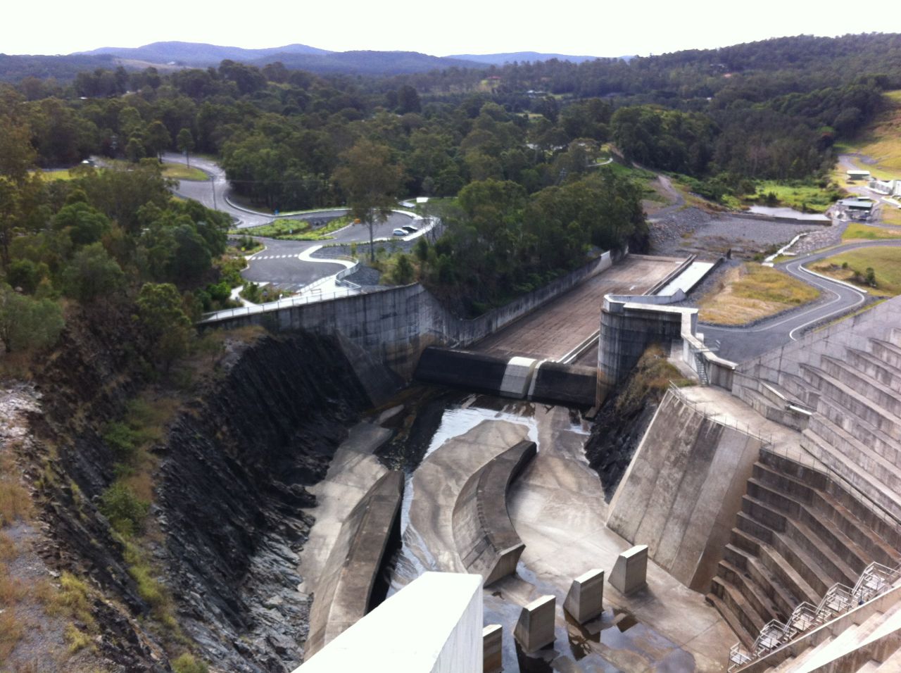 while not null Hinze Dam, Gold Coast, Australia