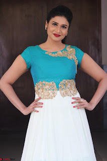 Anjena Kirti in Green and white Anarkali Dress Cute Makeup Latest Pics 002