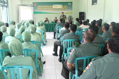 PRAJURIT KODIM SRAGEN BERSAMA MINVET IKUTI BINTAL DAN LUHKUM REM 074/WRT