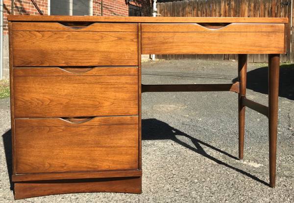 Circa Modern Walnut Desk Chair By John Cameron Sold