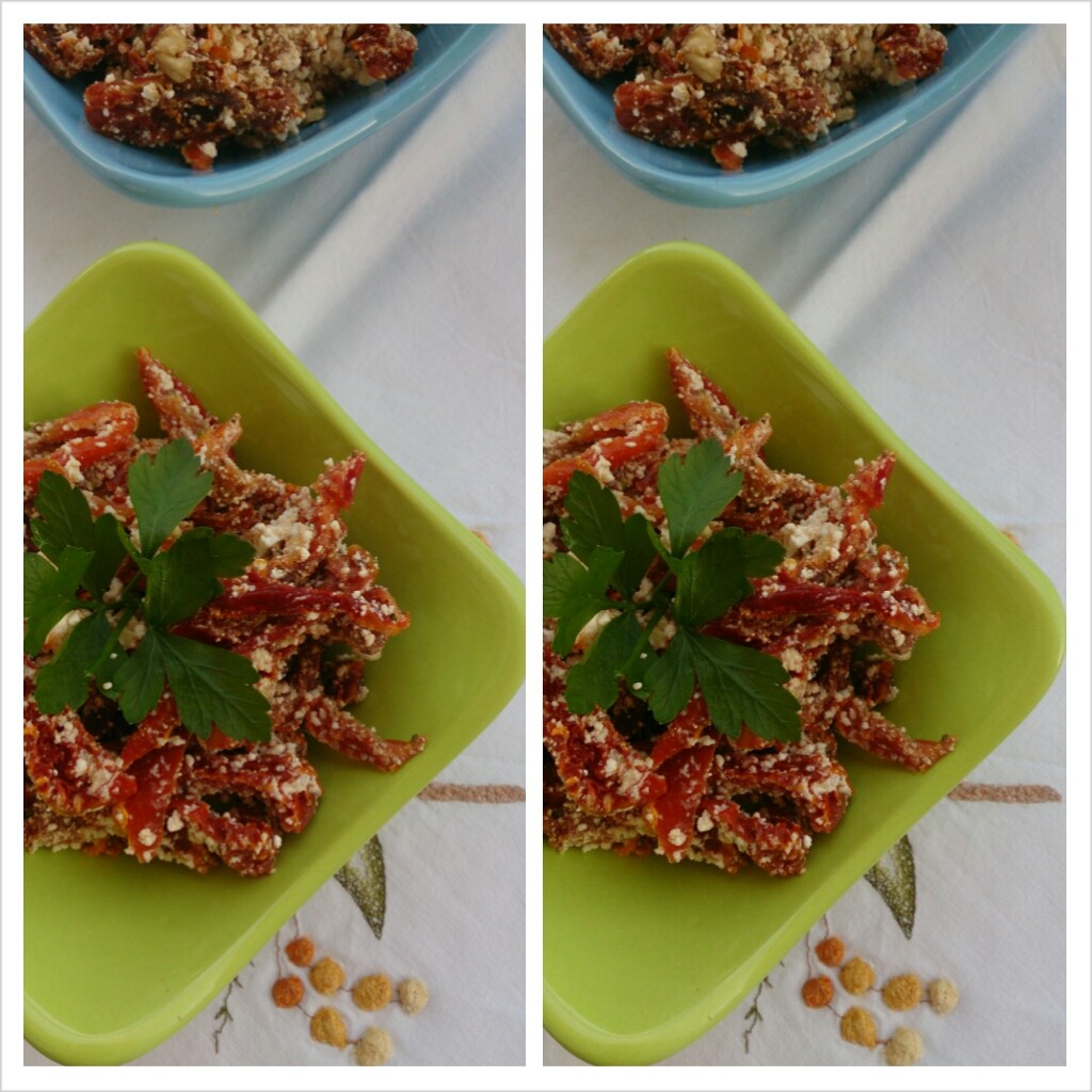 ÇÖKELİKLİ KURUTULMUŞ DOMATES SALATASI Bomba Yemek Tarifleri