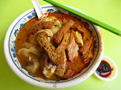 Heng Kee Curry Chicken Noodles (兴记咖喱鸡米粉面), Hong Lim Food Centre