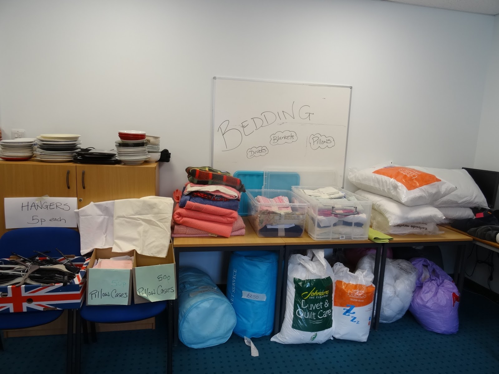 medway-students-bric-a-brac-sales