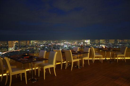 Baiyoke Sky Hotel, Dinner In The Sky - Solutions for Your Rest