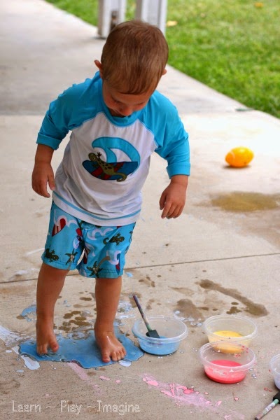 Summer Fun with Sidewalk Chalk 