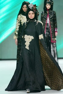 Model Baju Wanita Muslim Glamor Dan Mewah Desain Terbaru Model Baju Wanita Muslim Glamor Dan Mewah Desain Terbaru