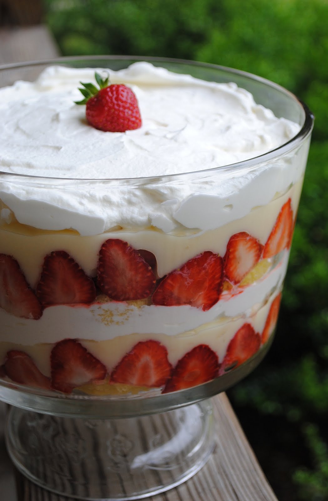 um-what-are-you-doing-strawberry-trifle