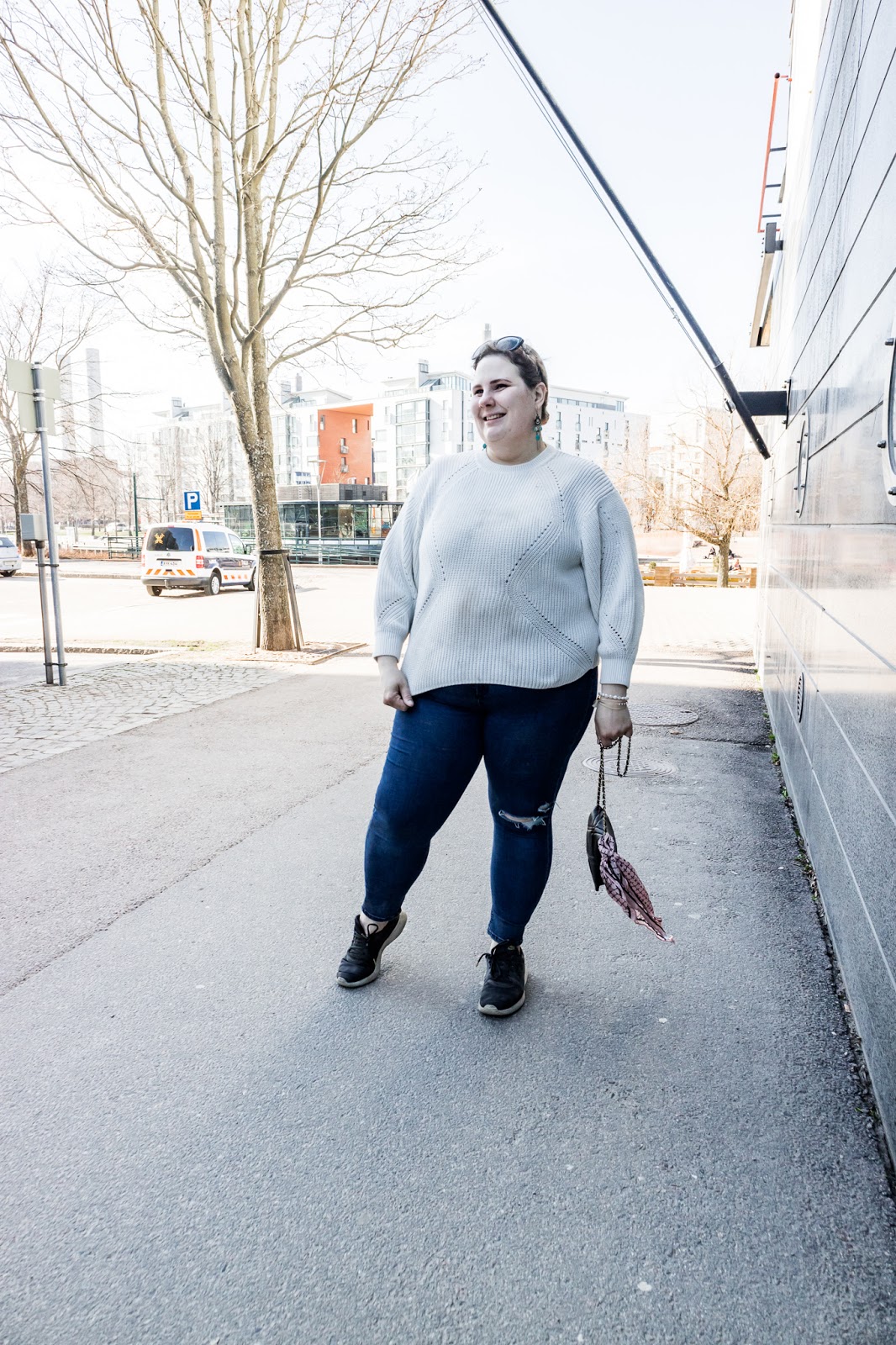 Valkoista ja farkkua, by Jenni S, Big mamas home blogi, plussakokoinen, tyyli, muoti, päivän asu, plussakokoinen, nainen, päivän asu, tyyli, muoti, kevät