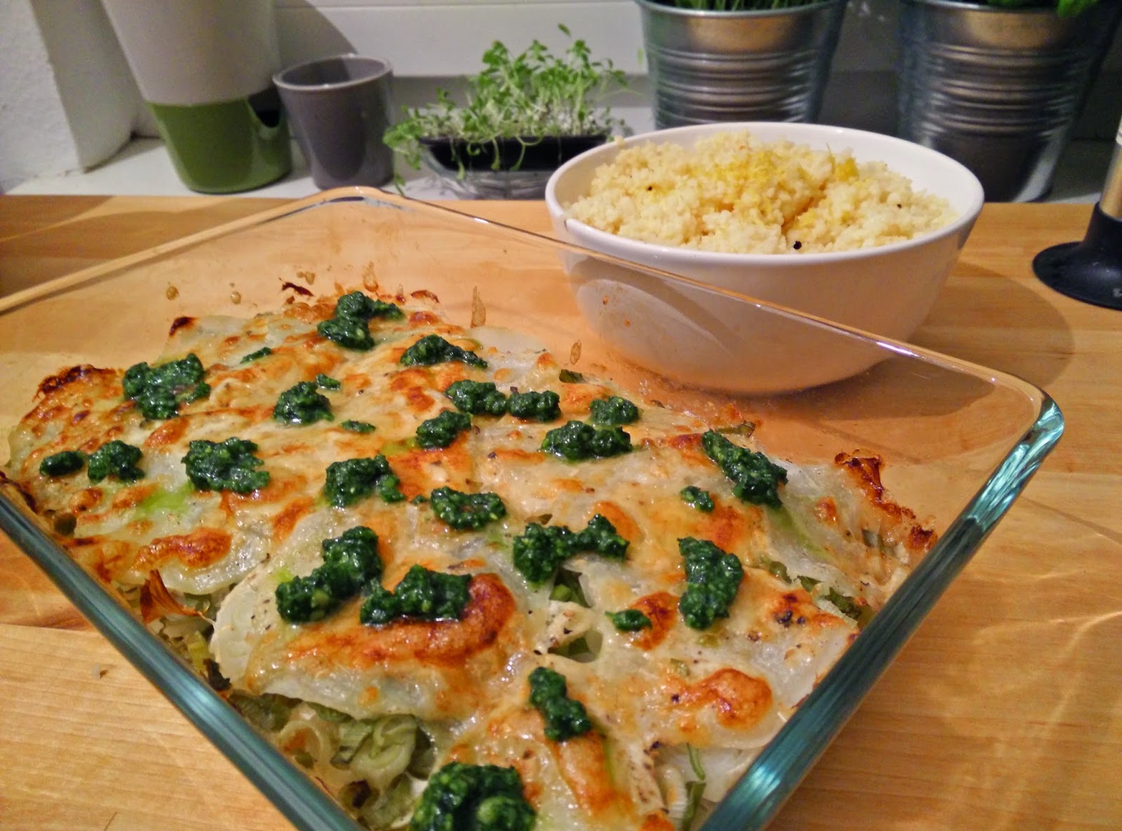 Kohlrabi-Lasagne mit Pesto und Zitronencouscous | The weekly Joy of Veggie