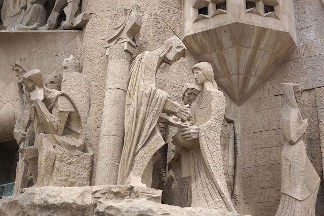 Barcelona Hello Freckles August Summer Travel Blogger City Break Spain Sagrada Familia Gaudi Architecture Barcelona Hello Freckles August Summer Travel Blogger City Break Spain Sagrada Familia Gaudi Architecture