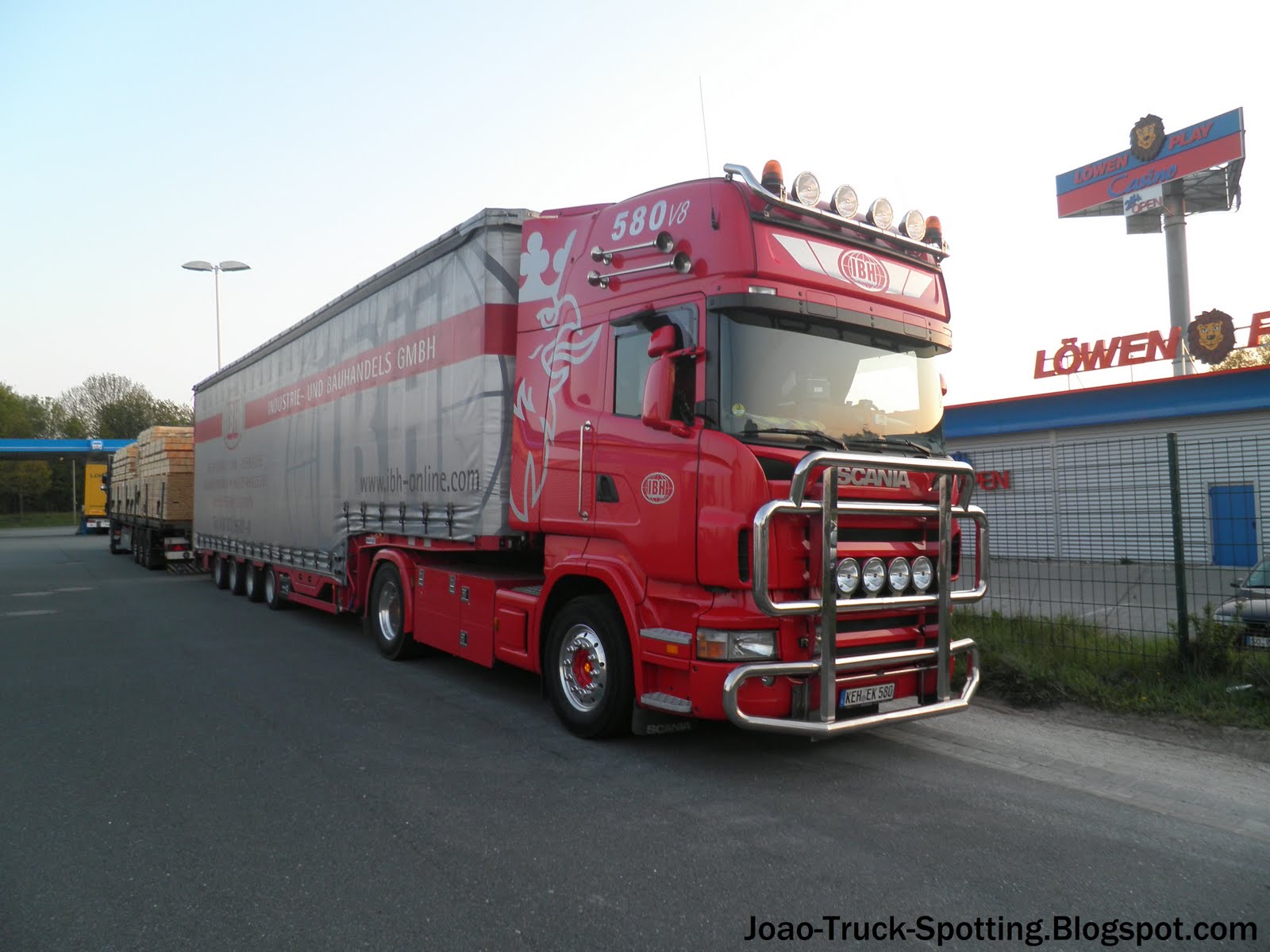 Фара scania 4