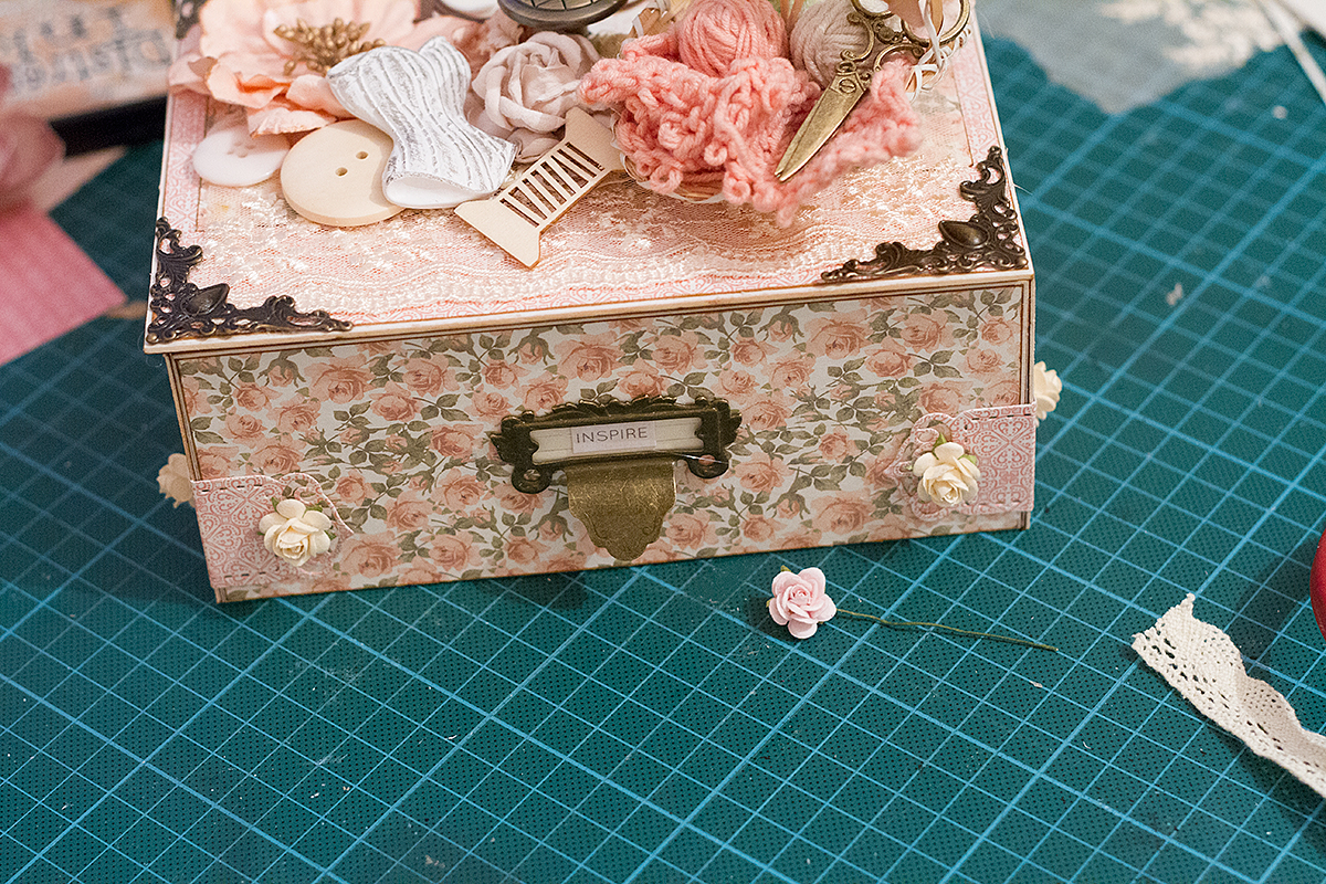 Скрапбукинг с нуля. Скрап альбомы идеи. Мастер класс по созданию скрапбукинг с нуля. Фотоальбом скрапбукинг мастер класс. Скрапбукинг.