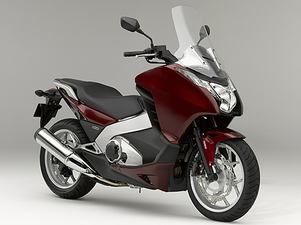 booms-blog-honda-lan-a-scooter-autom-tico-de-alta-cilindrada
