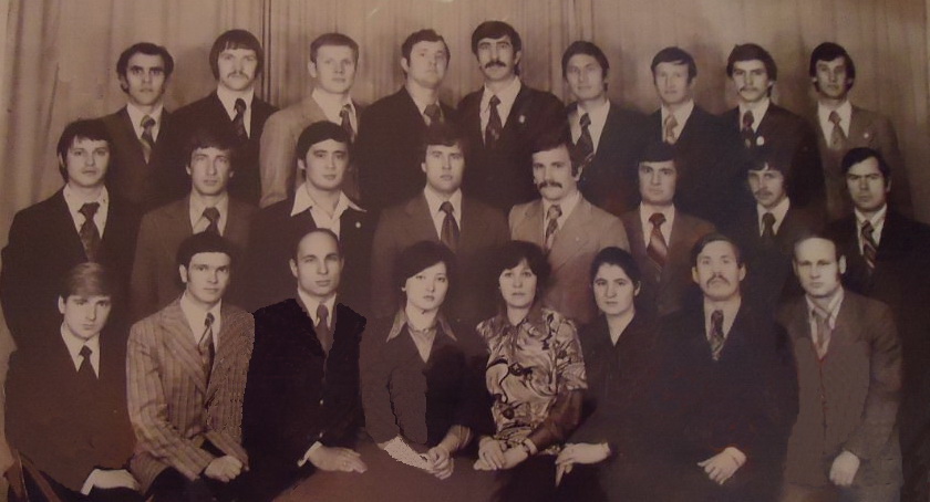 выпускники 1973 года. школа 10 г. школьники 70 х годов. выпускники 341 школы 1974 года. школа 1974.