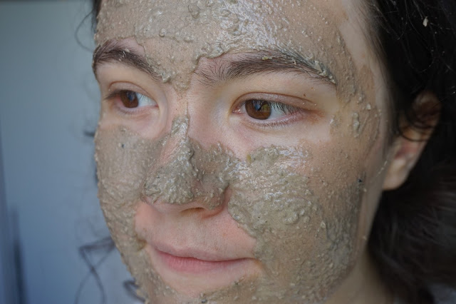 masque_frais_lush_ayesha_revue_avis_skincare_soin_visage_mask_01 masque_frais_lush_ayesha_revue_avis_skincare_soin_visage_mask_01