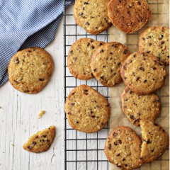 Receta para preparar galletas con cacao nibs y almendras