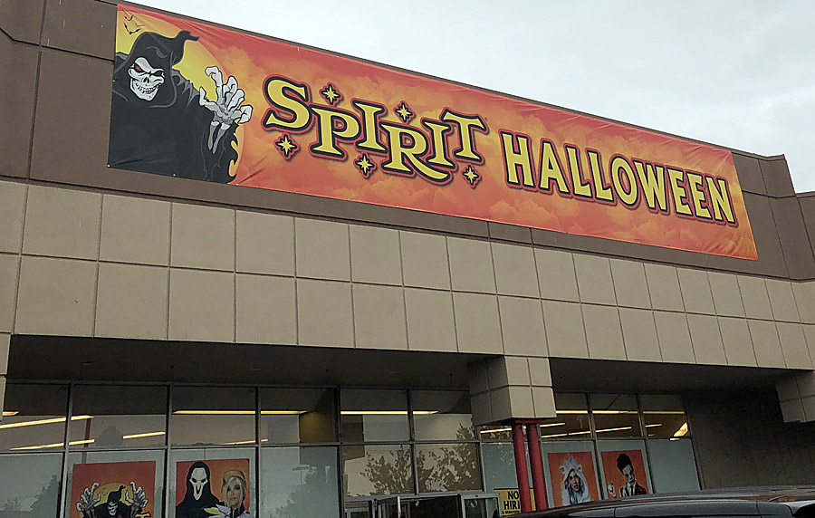 Old Fashion Halloween Spirit Halloween Store 2018
