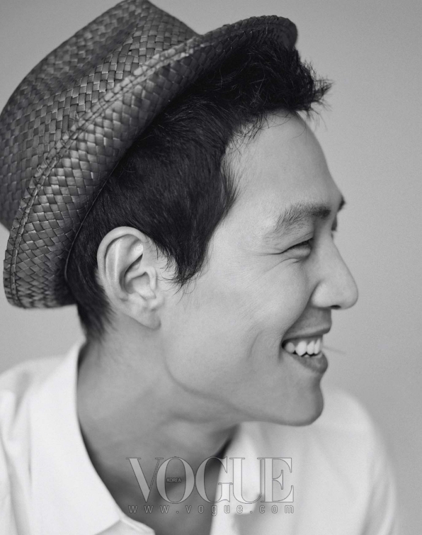 웃을 때 소년같이 웃는 이정재 .jpg | 인스티즈