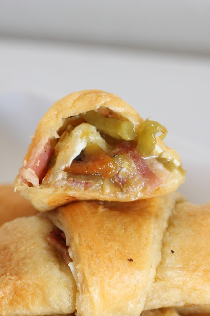 Green Chile and Bacon Crescent Rolls | Tortillas and Honey