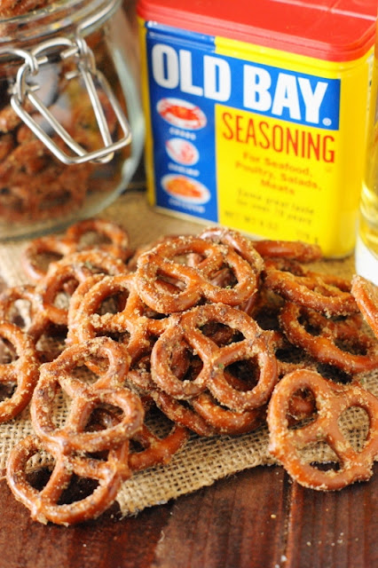 Must-Make Easy Recipes for Game Day! - Cajun Pretzels image