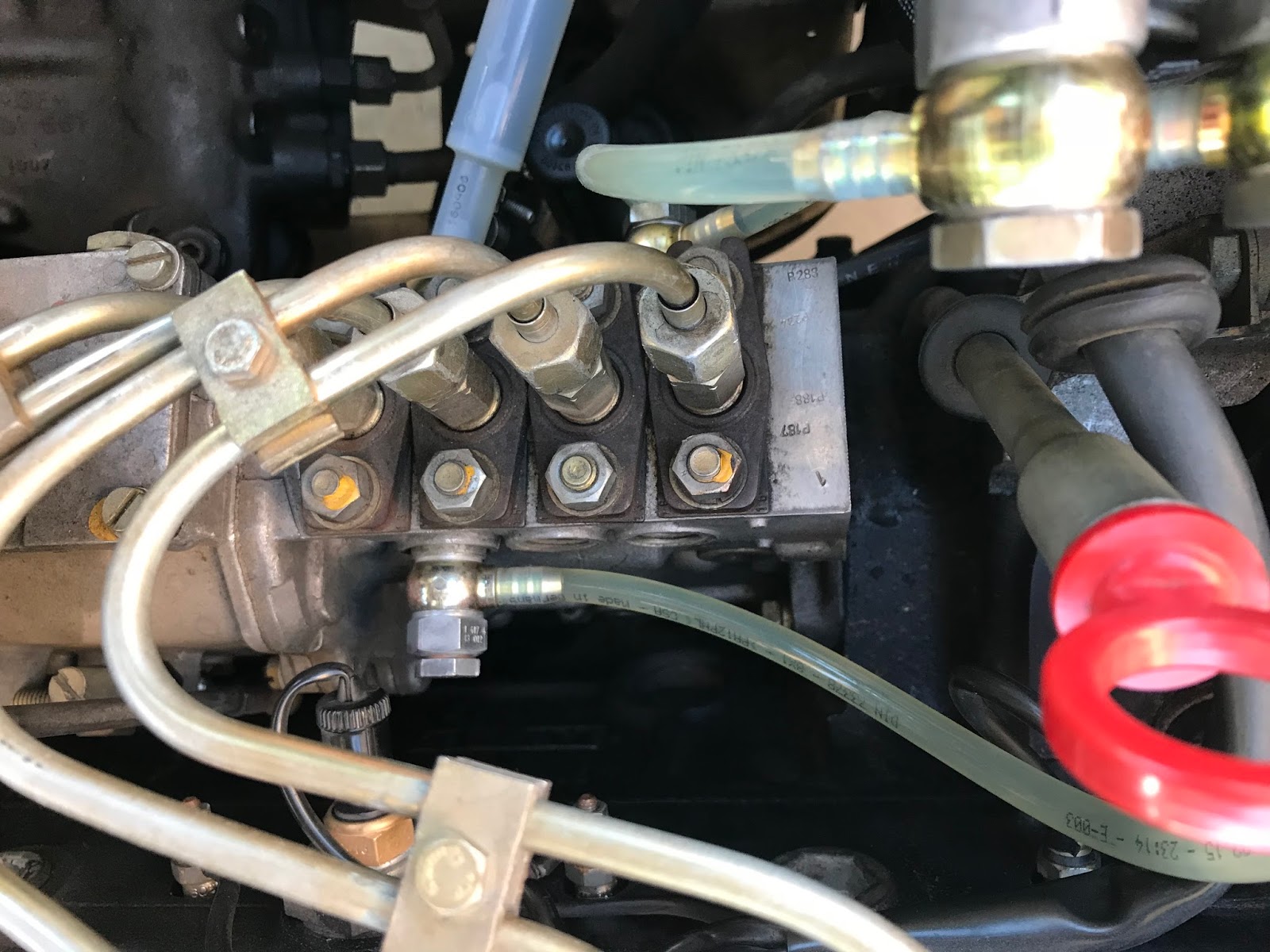 Mercedes-Benz W123 and R107 DIY: W123 Diesel • Rough Idle