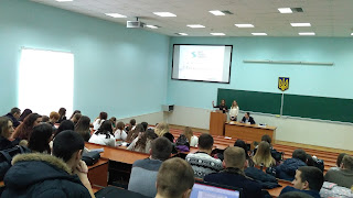Відбулась презентація Кар’єрної програми FAST TRACK у Філіп Морріс Україна Відбулась презентація Кар’єрної програми FAST TRACK у Філіп Морріс Україна
