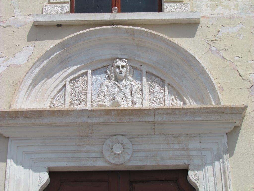 Tabernacoli italiani Villa Santa Lucia degli Abruzzi. Santa Lucia Tabernacoli italiani Villa Santa Lucia degli Abruzzi. Santa Lucia