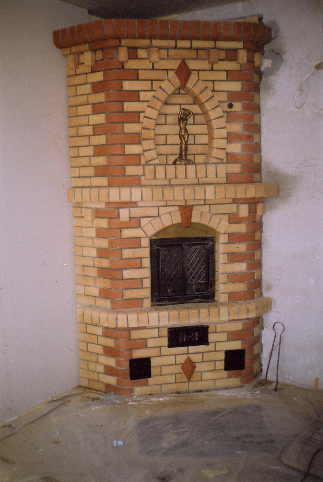 Kaminad, ahjud ja muud kolded: Ahjud ja kaminahjud