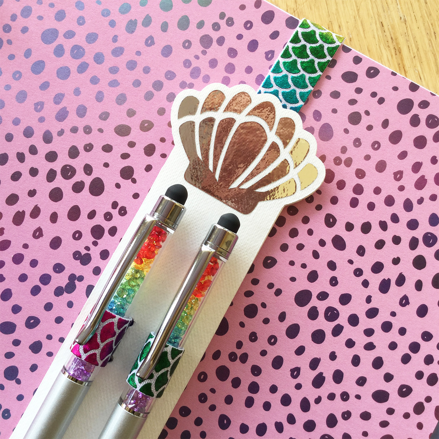 Crafting Quine: Make your own Pen Holder for Planner, Journal or