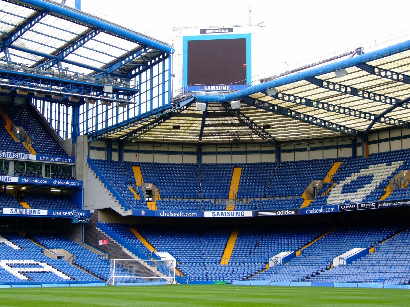 HOME OF SPORTS Stamford Bridge