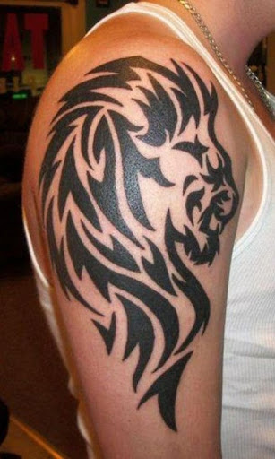 Leão Tribal tatuagem para homens