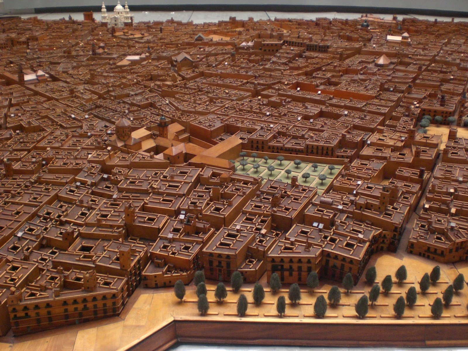 TOMARA QUE TU VIERA... LA MAQUETA DE CÁDIZ