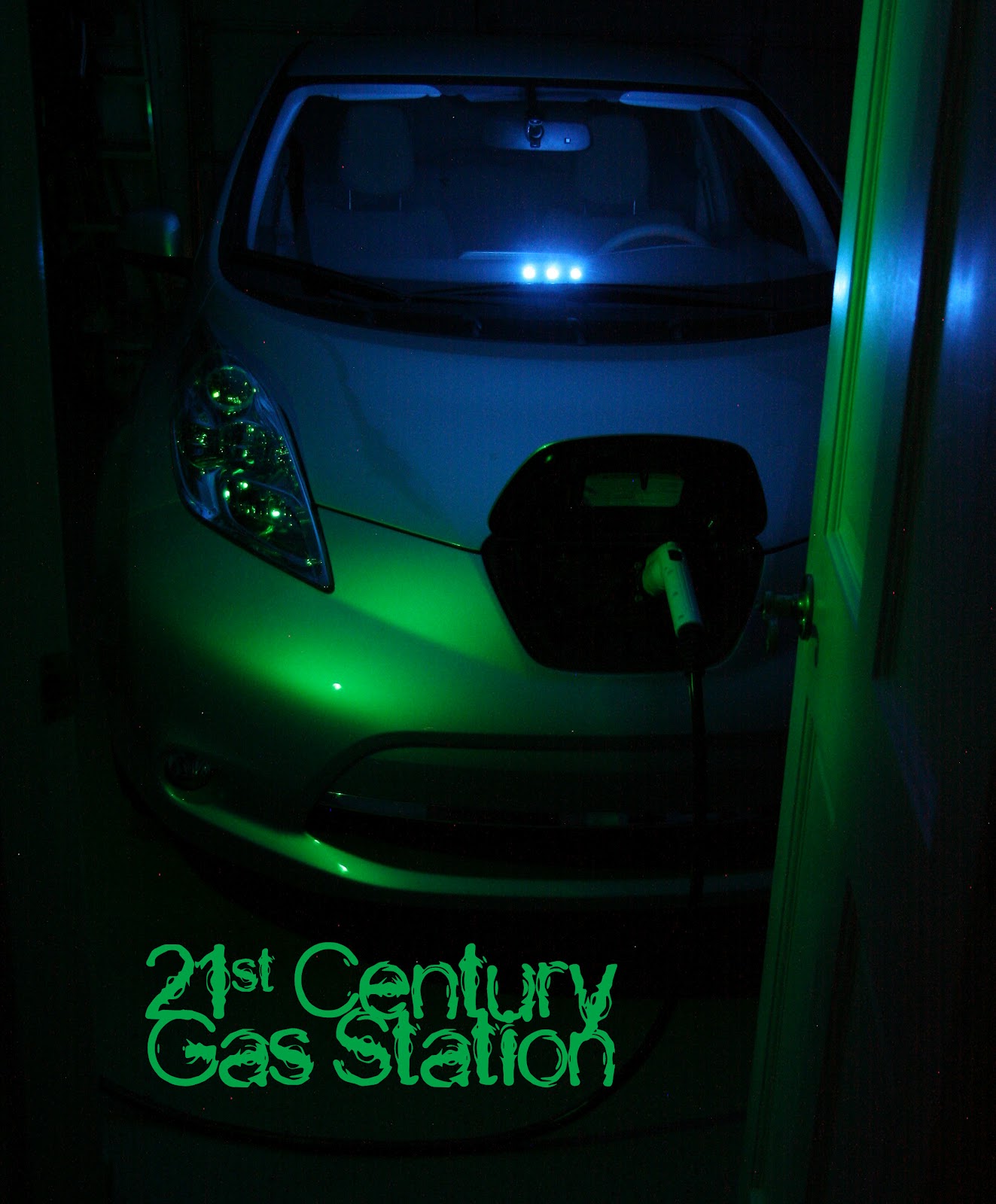 Plugin Recharge 2017 Nissan Leaf An Owner S Review I Installed A Schneider Ev2430ws Evse In My Garage And It Takes Me 10 Seconds To Plug Car On Way The House Certainly Don T Miss Pumping Or