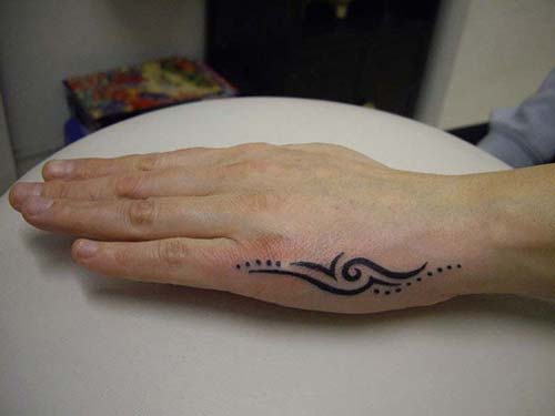 kadın tribal dövmeler el woman tribal tattoos hand kadın tribal dövmeler el woman tribal tattoos hand