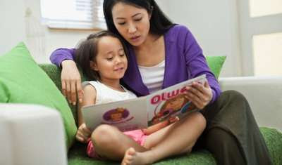 cara melatih anak gemar membaca