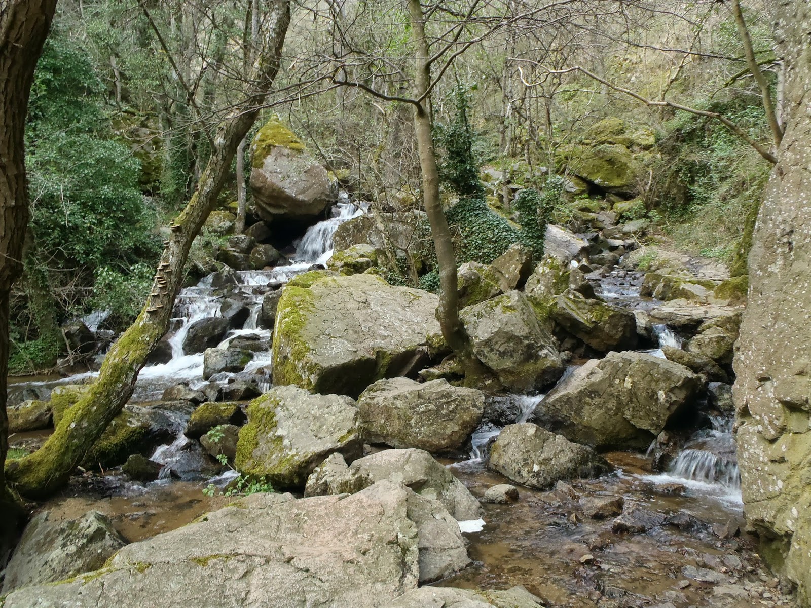 rando sac au dos - par Bleausard 77: Auvergne : Chatel Guyon les Gorges ...