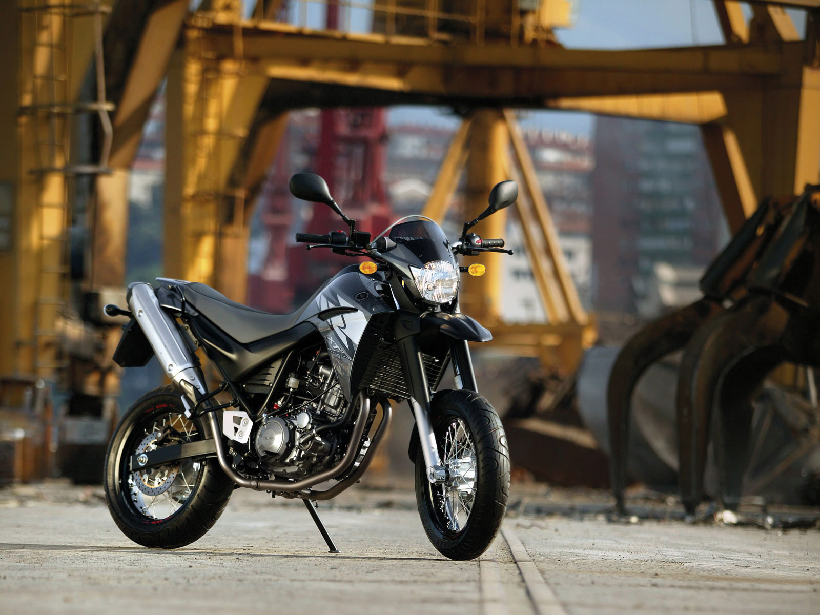 Yamaha YZF R1, knee - Motorbikes wallpapers: 1600x1200