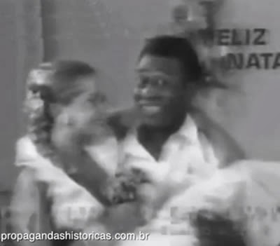 Propaganda do Pelé e da Xuxa para a Francisco Xavier Imóveis no Natal dos anos 80.