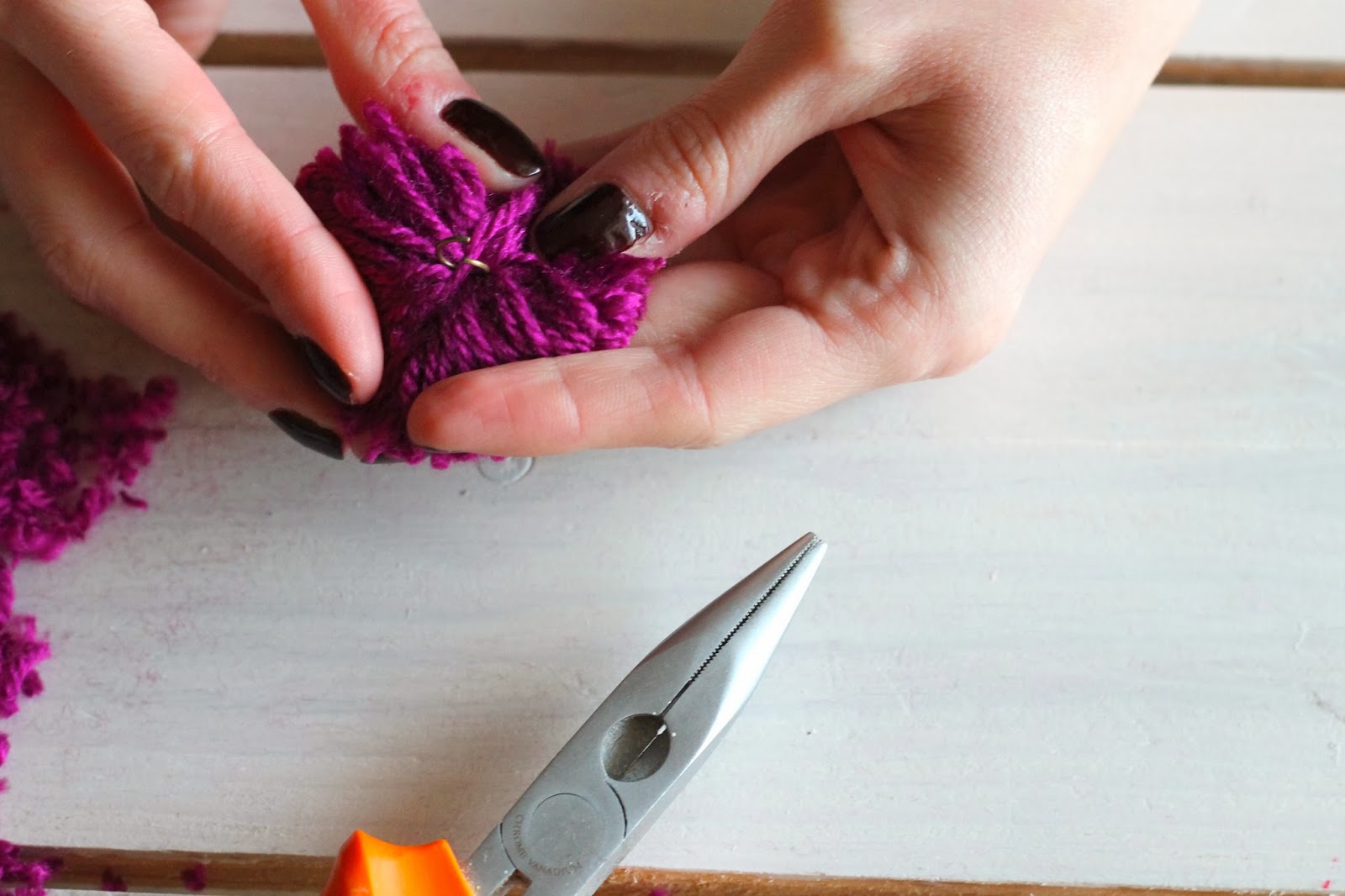 Comment faire un pompon en laine facilement et rapidementvidéo