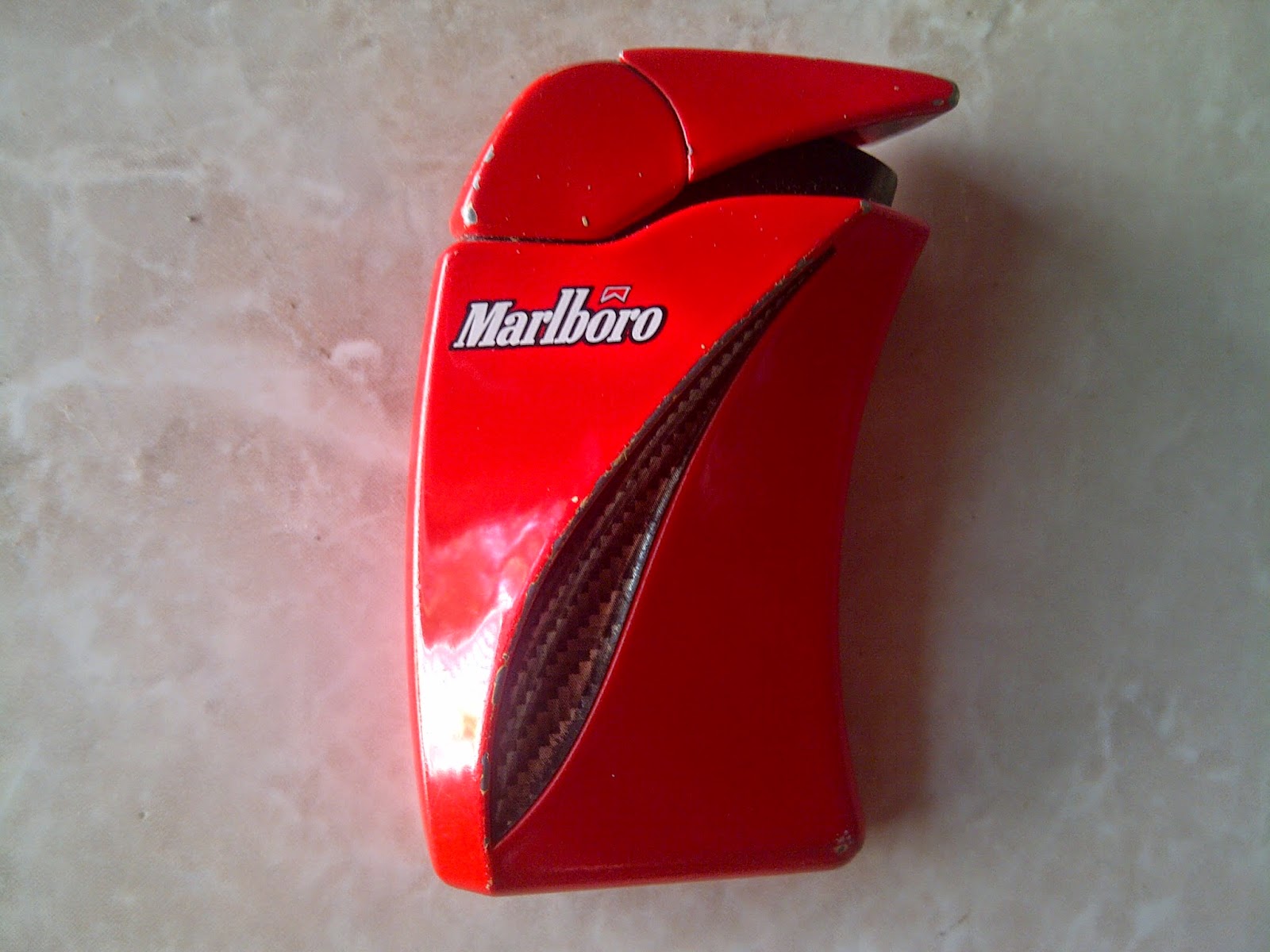koleksi antik anggoro korek gas marlboro koleksi antik anggoro korek gas marlboro