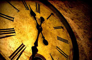 Misteri Waktu Berputar Kembali Misteri Waktu Berputar Kembali