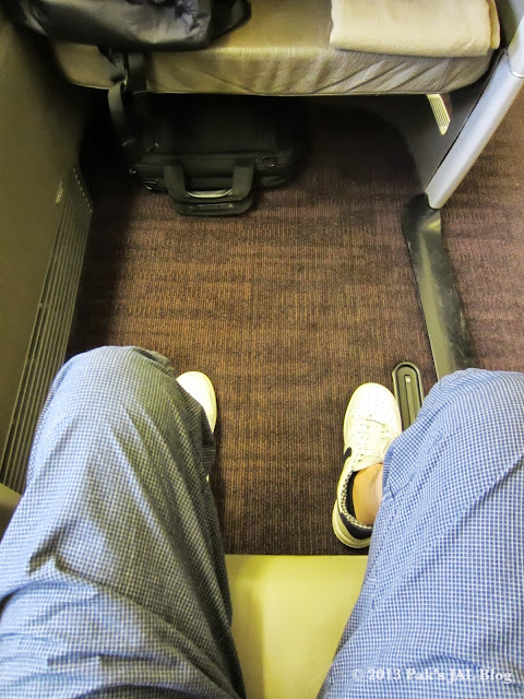 JAL Suite has a very generous legroom as one would expect on an international first class seat