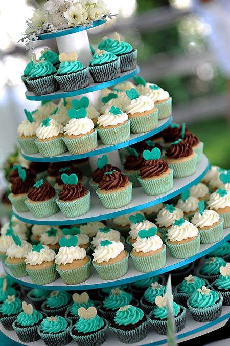 Beautiful Bridal 17 Easy Teal Wedding Ideas Teal And White Wedding Cupcakes