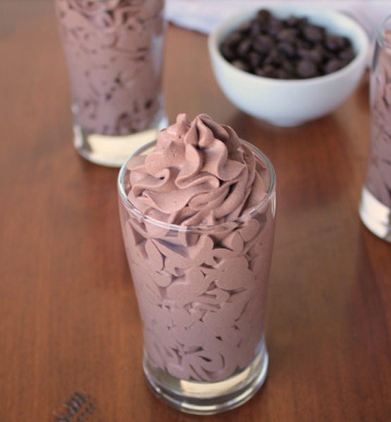 How to Make 3-Ingredient Chocolate Mousse How to Make 3-Ingredient Chocolate Mousse